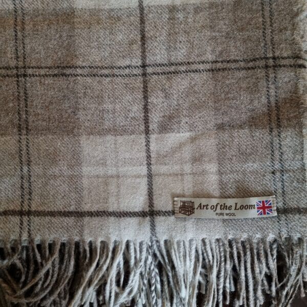 Devon Fudge, rutete ullpledd fra Art of the Loom i naturtoner - Bilde 3
