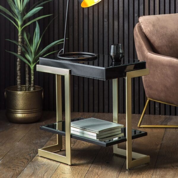 Ardella, glamorøst sidebord i sort glass/messing