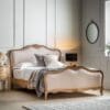 Chic, sengeramme i rustikk fransk landstil