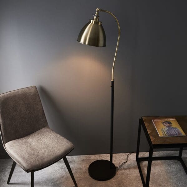 Franklin, justerbar gulvlampe i antikk messing look og sort - Bilde 2