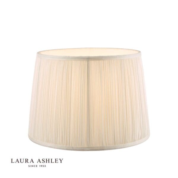 Hemsley, plissert,  lampeskjerm i kremfarget silke fra Laura Ashley - Bilde 3