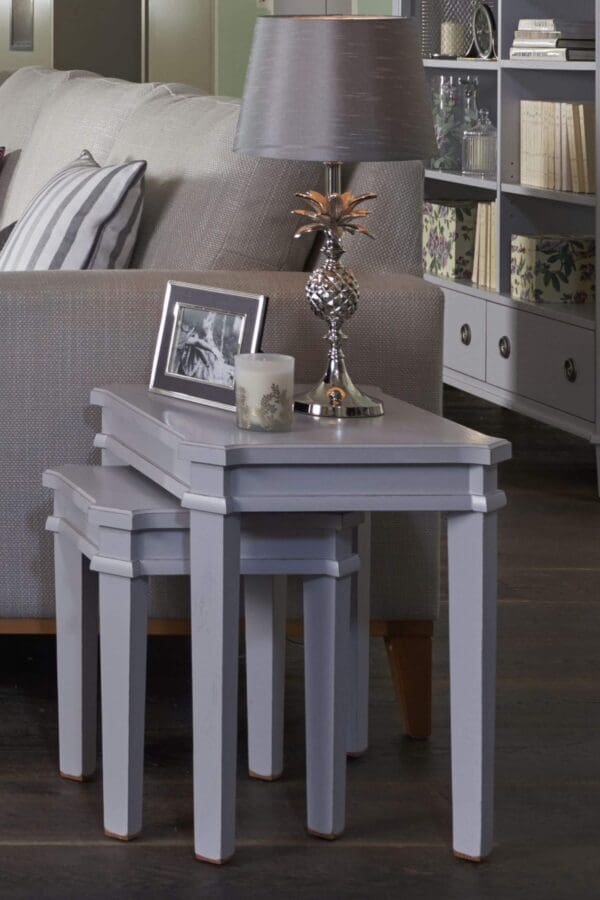 Henshaw, elegant settebord i lys koksgrå