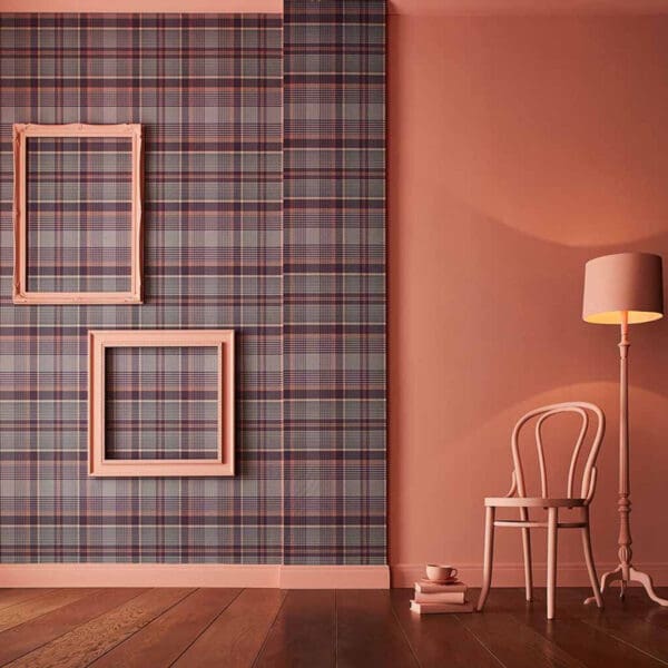 Heritage Plaid,  tapet med tartanruter i plomme/orange