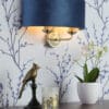 Sorrento, vegglampe i antikk messing og blå fløyelsskjerm fra Laura Ashley - Bilde 7