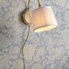 Hemsley, klassisk vegglampe med silkeskjerm - Bilde 2