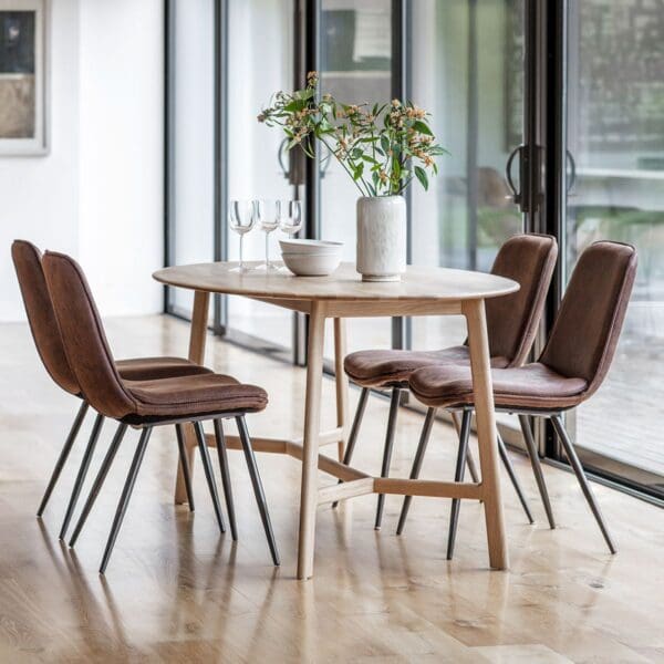 Madrid, stilrent, ovalt spisebord i retrodesign, i heltre eik - Bilde 2