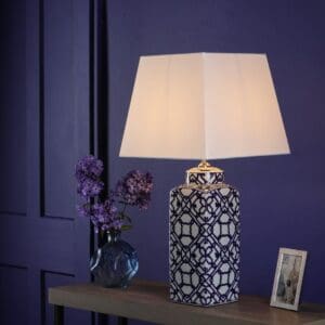 Mystic, Keramikklampe med geometrisk mønster i blått