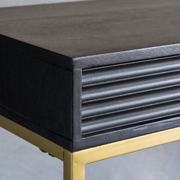 Ripple, elegant konsollbord i sort med messingben - Bilde 3