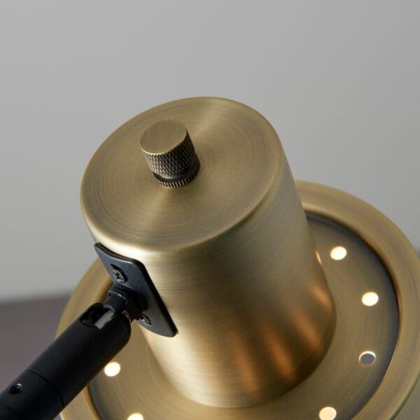 Mayfield, industriell stålampe i antikk messing - Bilde 5