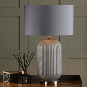 Helicon, bordlampe i ribbet grått glass m/grå skjerm