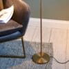Reader, minimalistisk leselampe i messing - Bilde 6