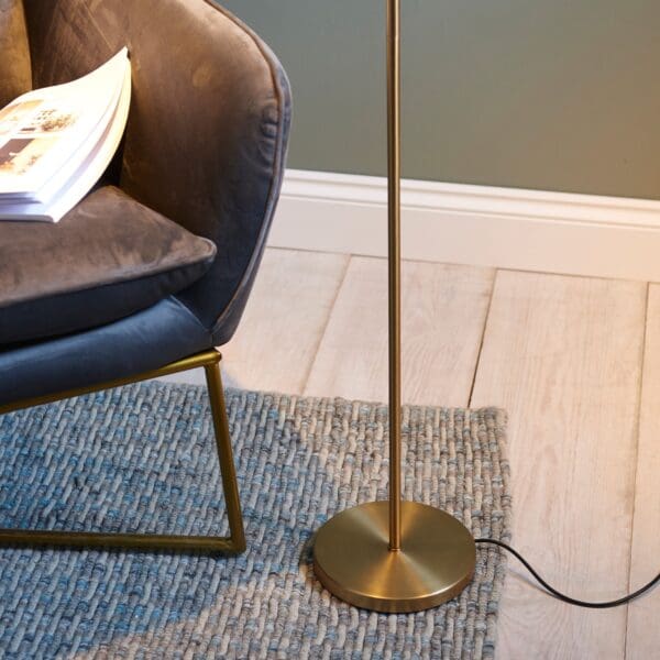Reader, minimalistisk leselampe i messing - Bilde 6