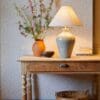Pussy willow bordlampe med gåsunger fra Laura Ashley