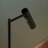Reader, minimalistisk leselampe i matt sort - Bilde 4