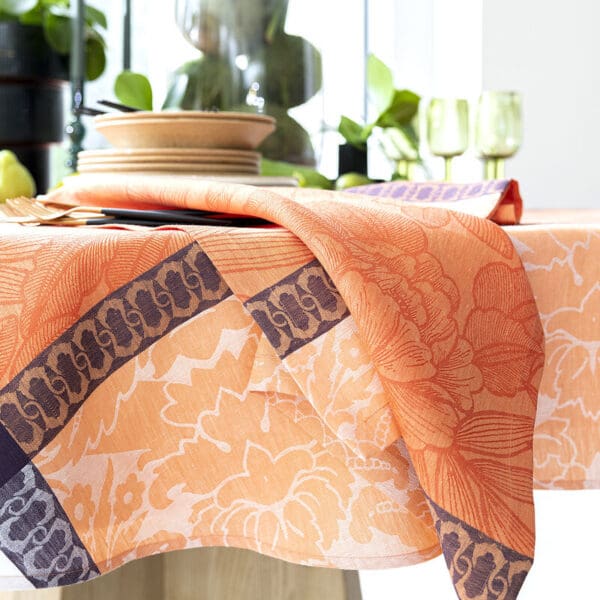 LJF, "Escapade Tropicale"  damaskduk i 100% lin i orange - Bilde 2