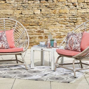 Havana retro utestol med solis rosa stoff fra Laura Ashley