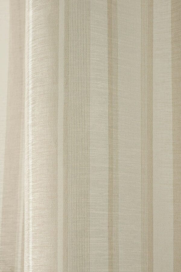 Awning Stripe, stripete voilegardiner i naturtoner fra Laura Ashley - Bilde 3