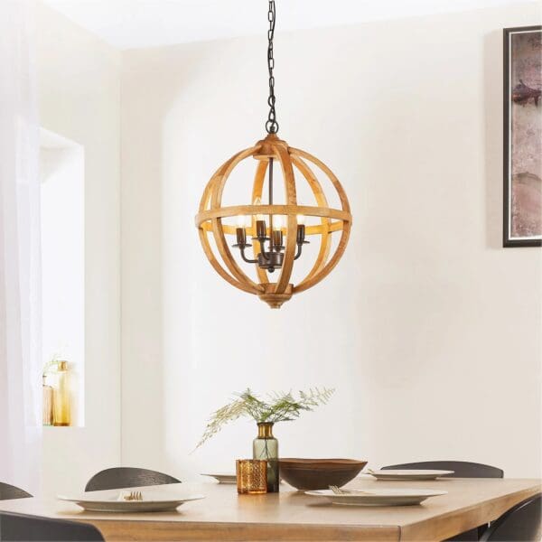 Toba, globeformet taklampe i tre