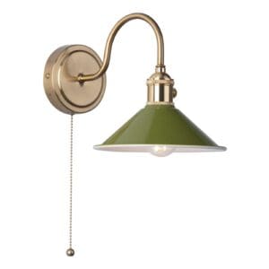Hadano vegglampe i messing med olivengrønn metallskjerm