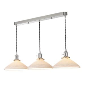 Hadano, taklampe i krom, med 3 ribbede hvite keramikkskjermer