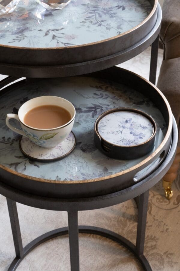 Linlithgow, glassbrikker med lilla blomster fra Laura Ashley