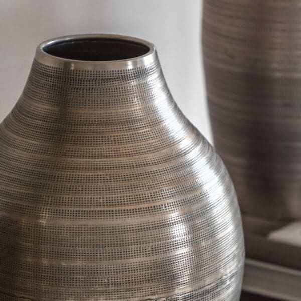 Zahara, rustikk banket vase i sølvfarget aluminium H36cm - Bilde 2