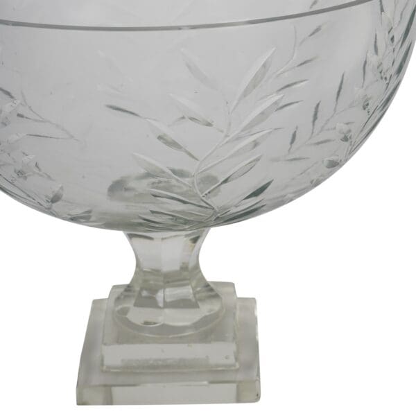 Elegant, munnblåst og slepet  glassbolle fra Laura Ashley - Bilde 4