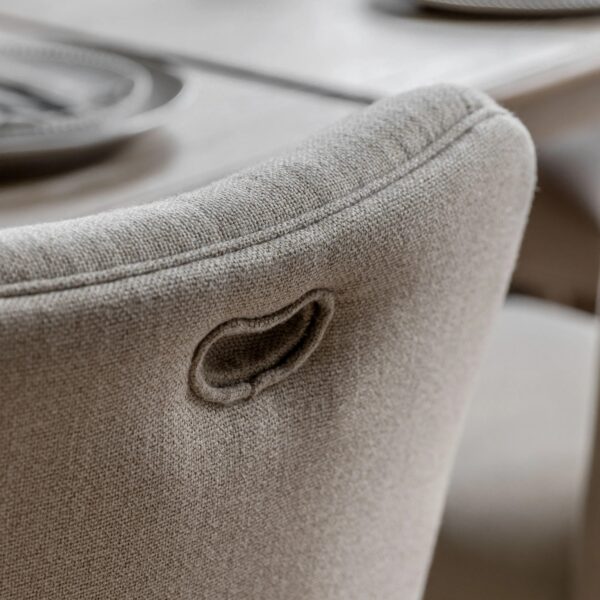 Artisan, spisestuestoler i kalkvasket eik , trukket i beige stoff - Bilde 3
