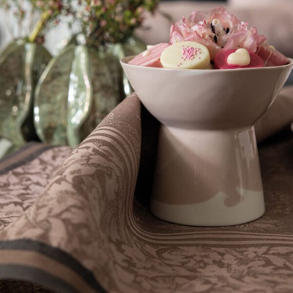 Romance, damaskduk  i 100% lin i gammelrosa - Bilde 2