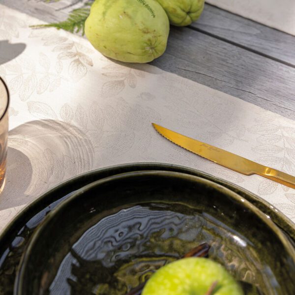 Vegetal Mood, akrylbelagt damaskvevd spisebrikke i beige bomull - Bilde 2
