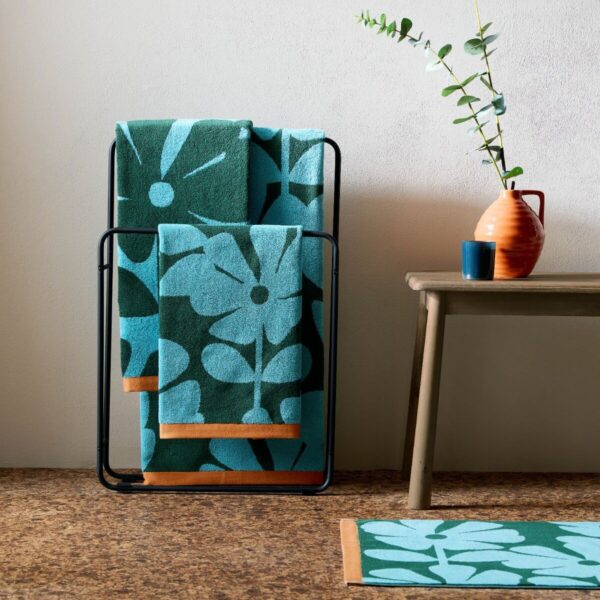 Wildflower, retro håndklær i grønt og blått fra Orla Kiely