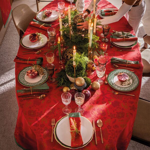 Féerie, damaskduk i rødt med julemotiv - Bilde 2