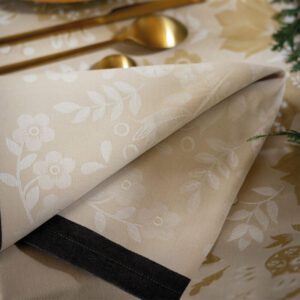 Feerie, damaskvevde servietter i beige med julemotiv