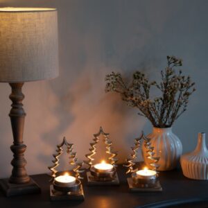 telhysholder formet som juletrær i sølv fra Laura Ashley