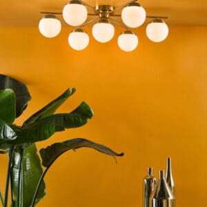 Bombazine, retro 7 armet taklampe i messing og opalglass