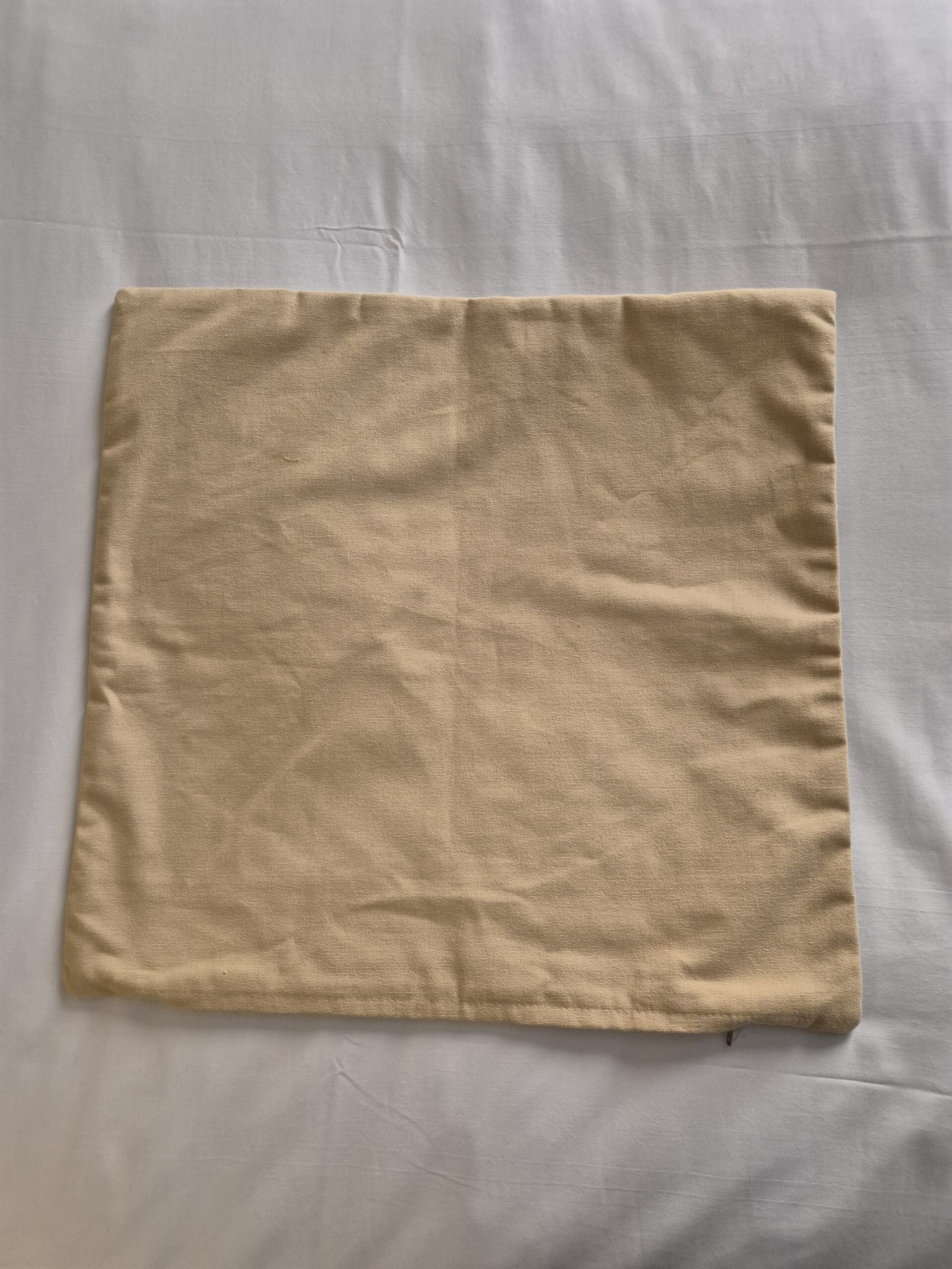 Gobelinvevd putetrekk med reinsdyr og tartanruter i grønt - Bilde 3