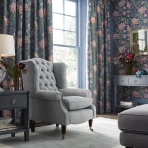 Sunderland,  klassisk lenestol med knapper i valgfritt stoff