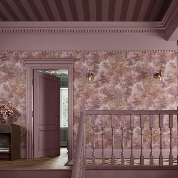 Sylva, vinyltapet med grasiøse trær i rødlilla