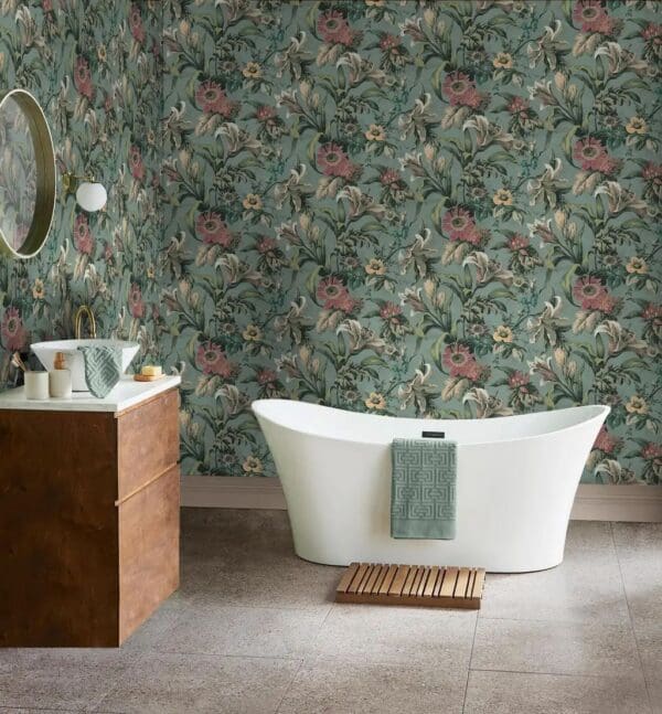 Lys Mist, storblomstrete tapet med liljer i blågrått