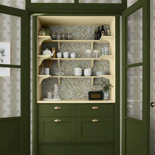 Reverie Crème Brûlée, tapet med blader og løv i gult og grønt