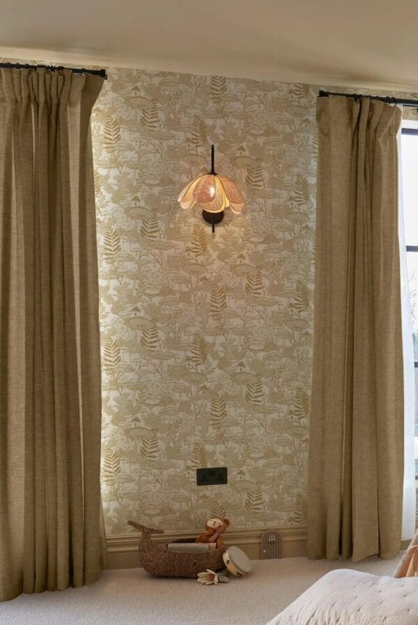 Fungi Folklore Crème Brûlée, tapet med sopp i gult