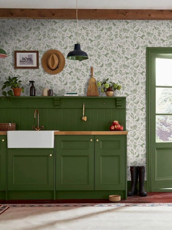 Pheasant, landlig tapet fra Joules med fasaner i grønt